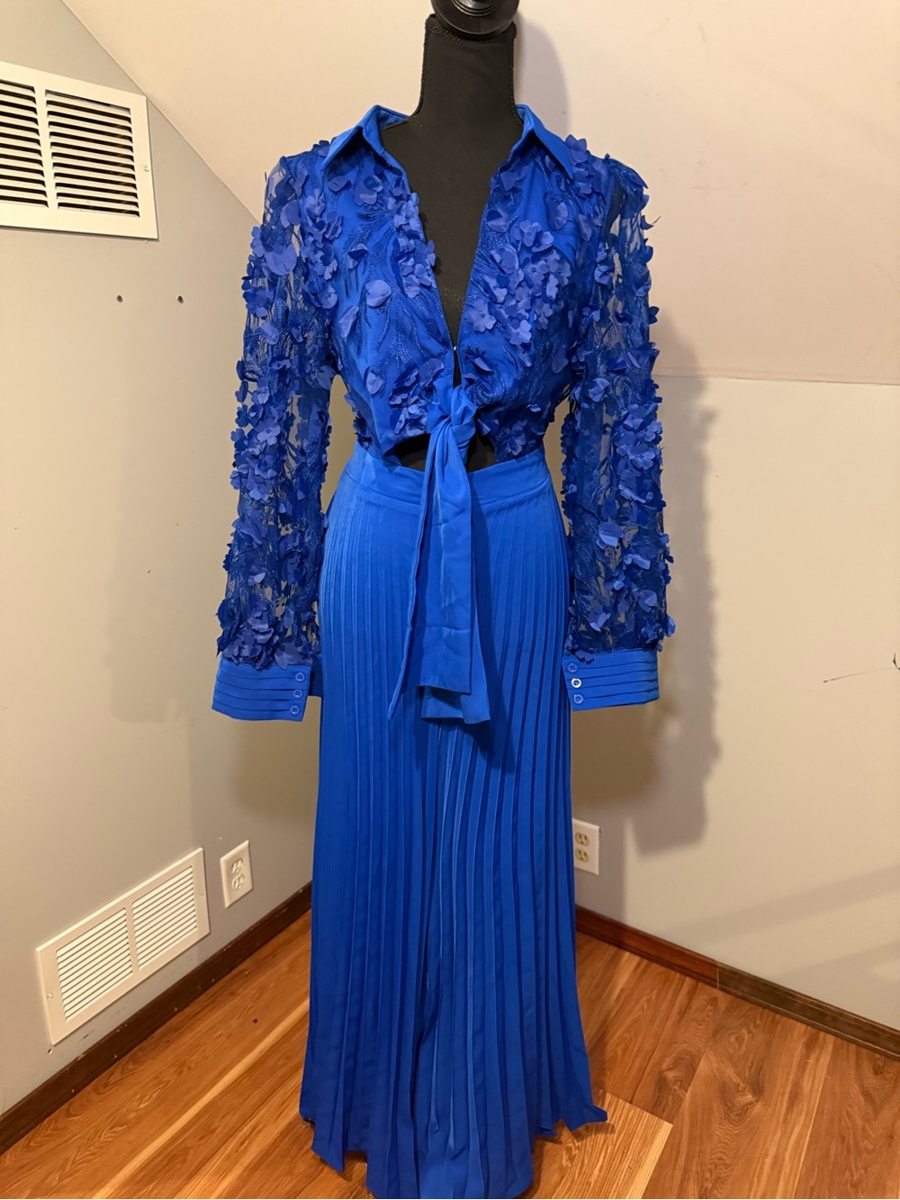 Chicme  Royal Blue Floral Appliqué Wide-Leg Jumpsuit - Picture 3 of 15